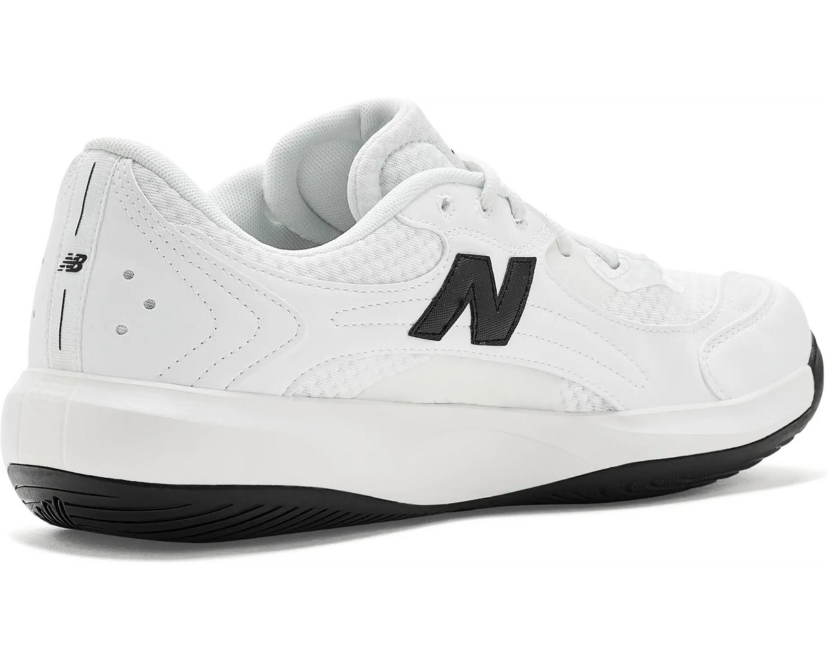 696v7 Men's Tennis Hard Court Shoe