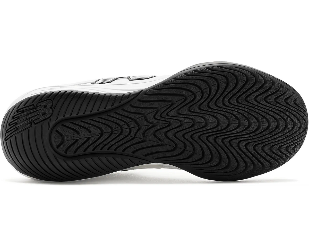 696v7 Men's Tennis Hard Court Shoe