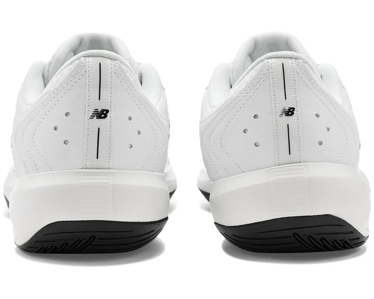 696v7 Men's Tennis Hard Court Shoe