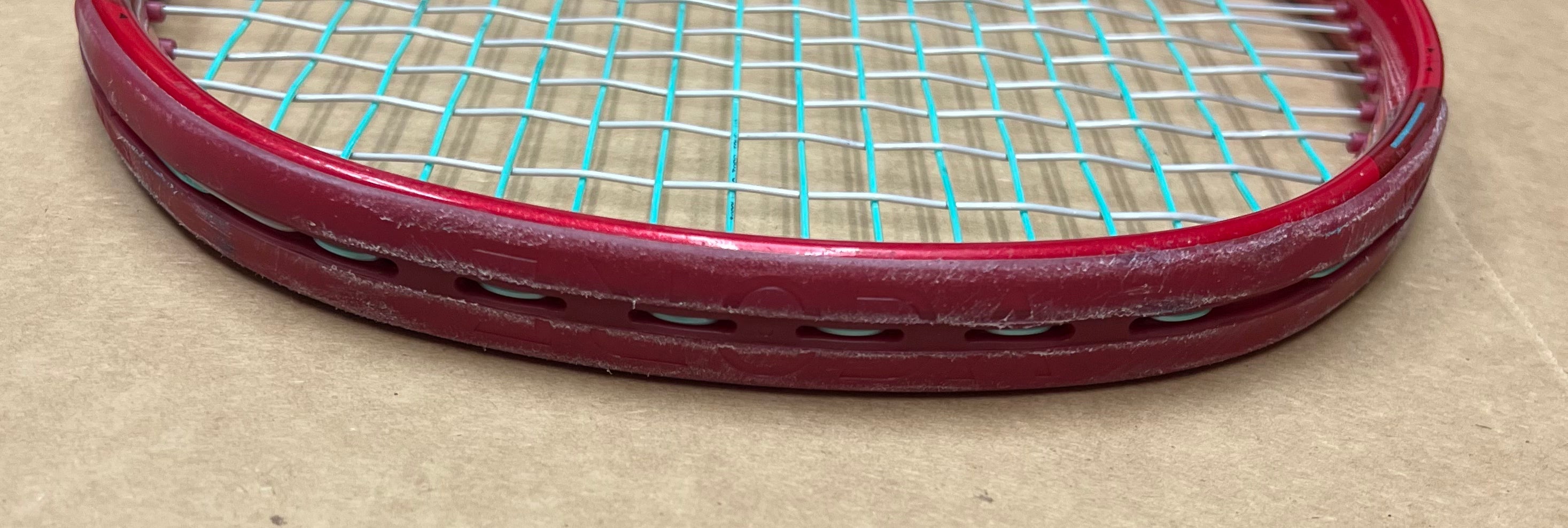 Used - Yonex Vcore 98 v8 (4 3/8")