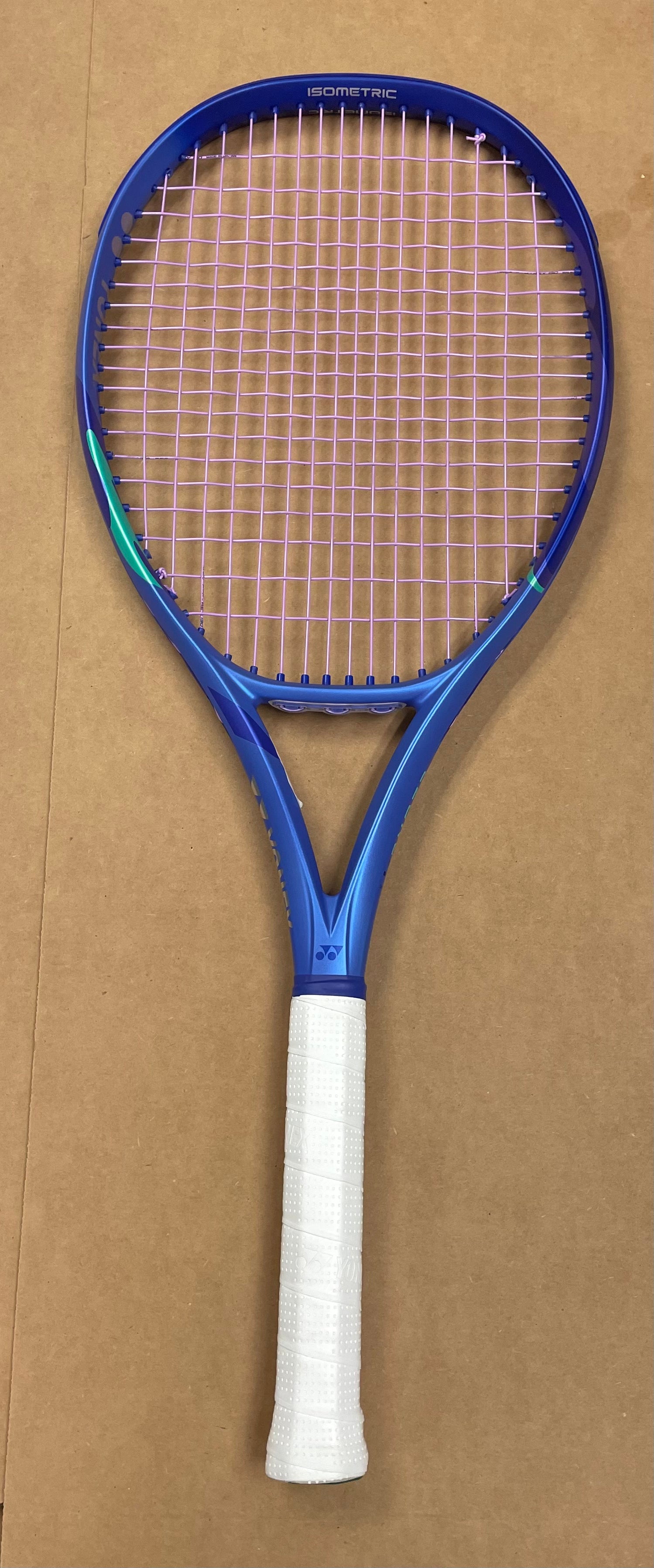 Used - Yonex Ezone 100 v8 (4 1/4")