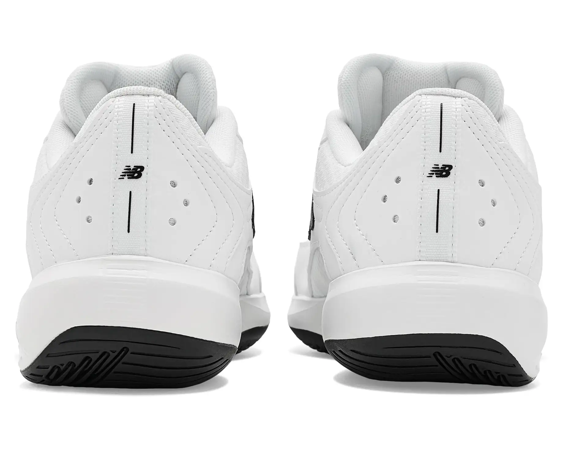 696v7 Women's Hard Court Shoe