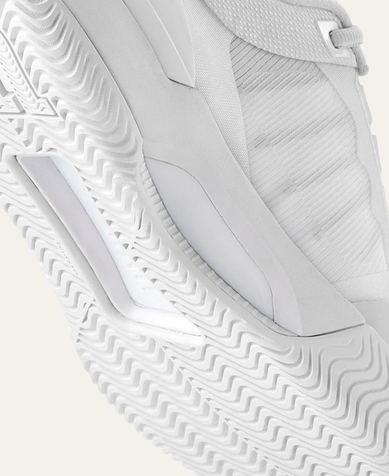 Intrigue Tour Women's Shoe