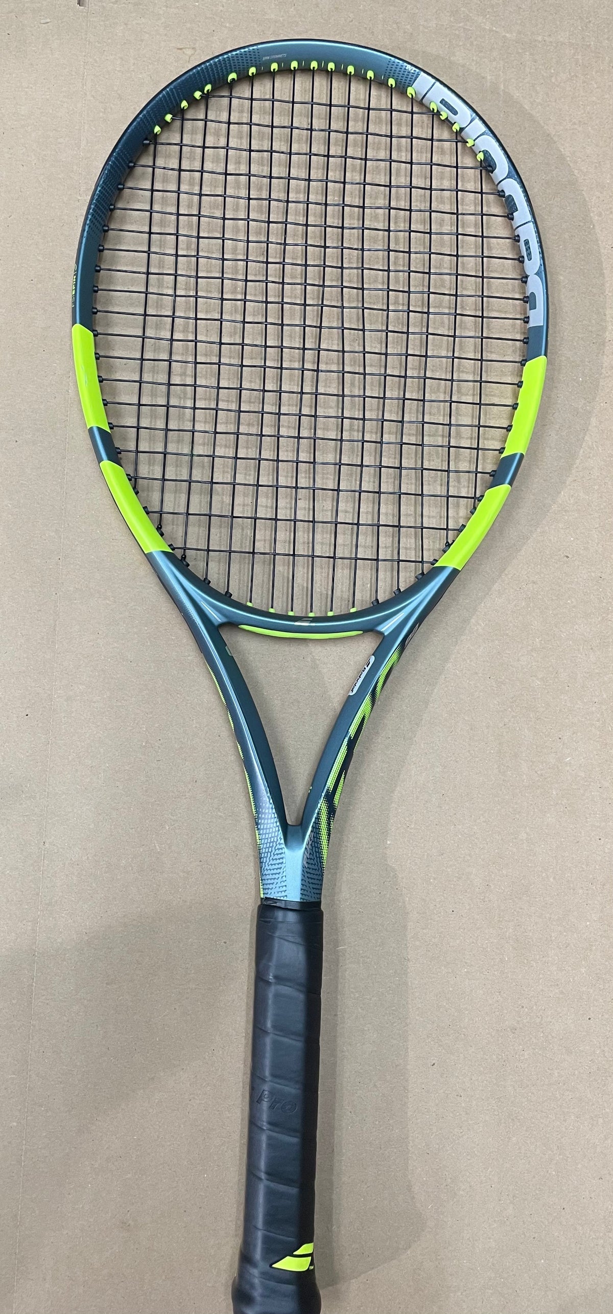 Used - 2026 Babolat Pure Aero 98 (4 1/4 ) (Copy)