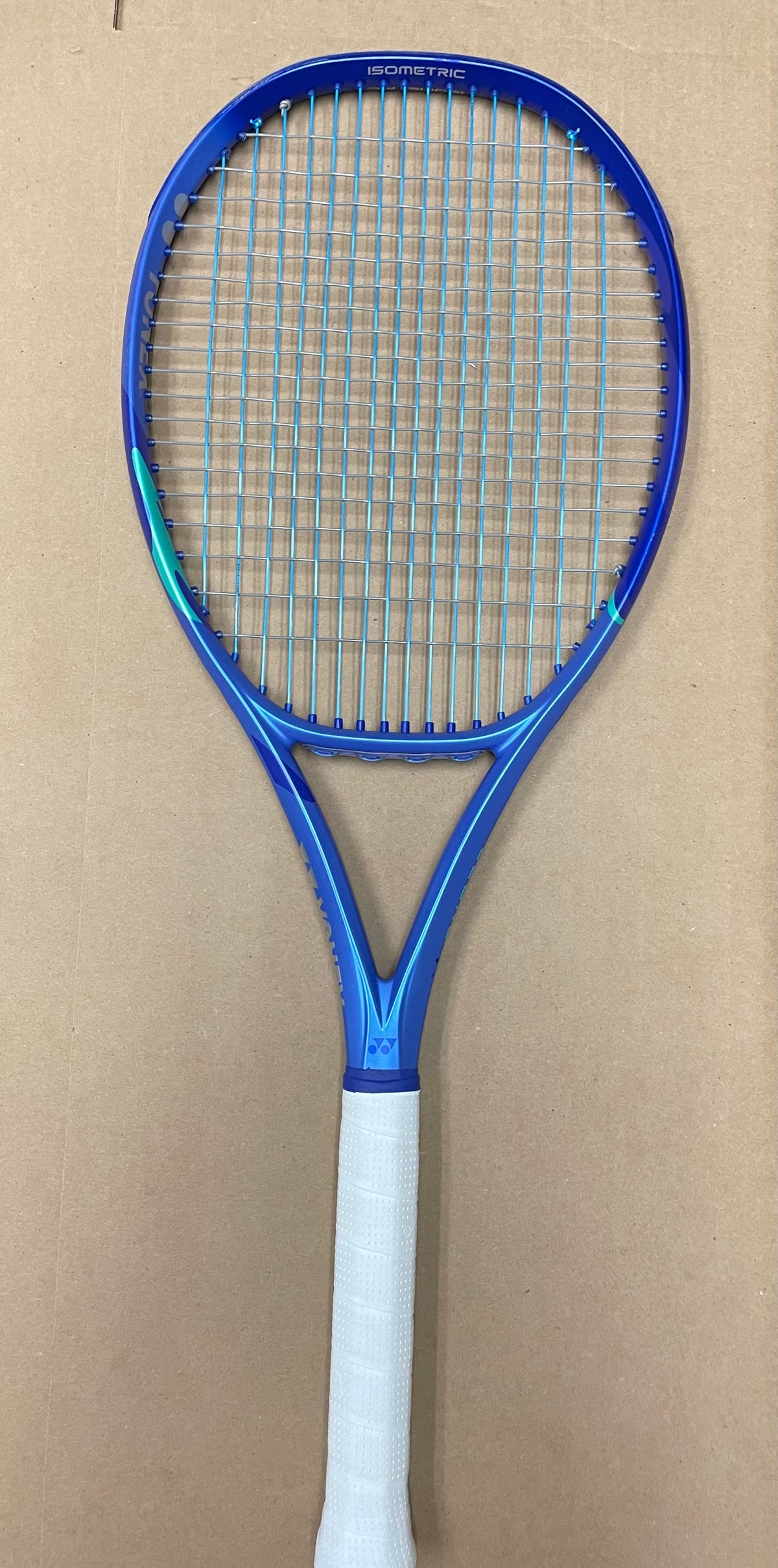 Used - Yonex Ezone 98 V8 4 1/4 (2)