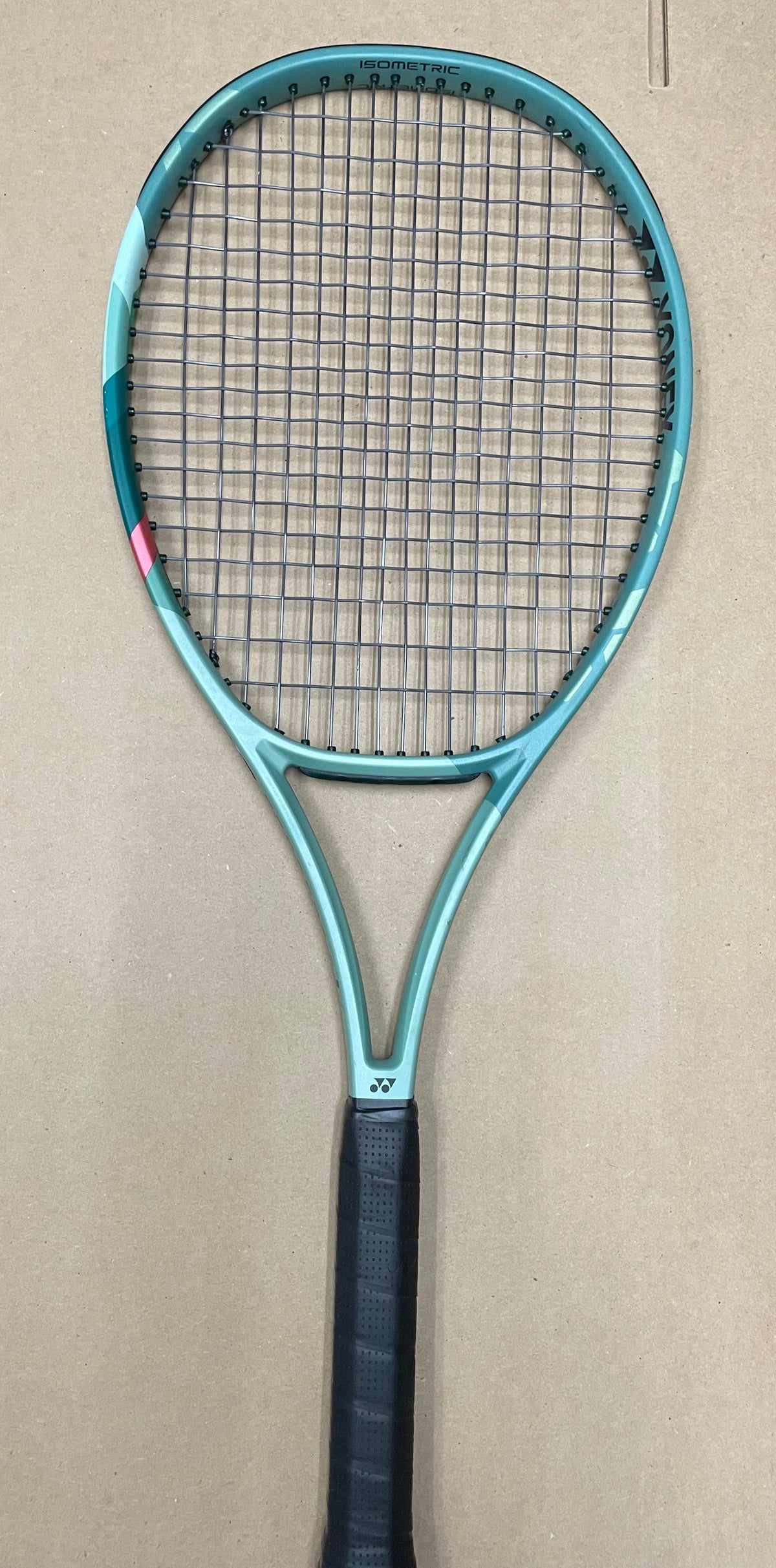 Used - Yonex Percept 100 4 1/4  (2)