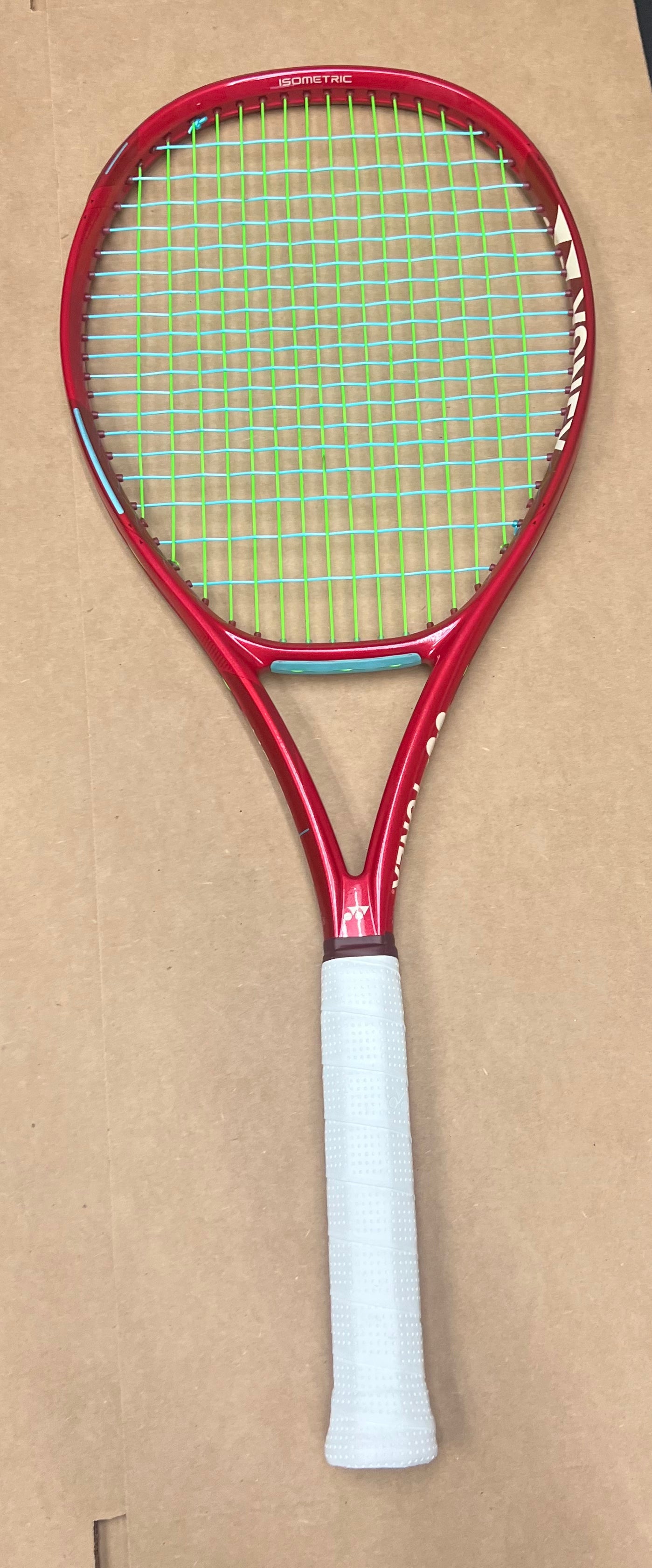 Used - Yonex Vcore 100 v8 (4 3/8")
