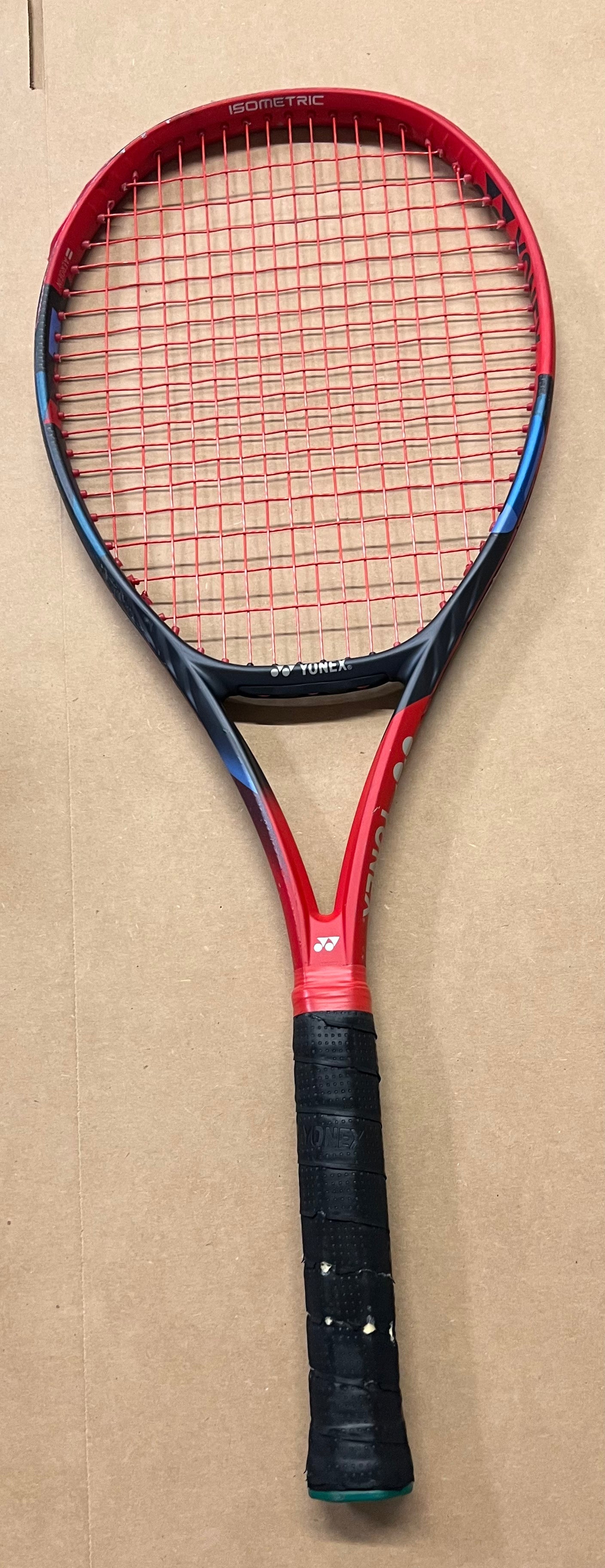 Used - Yonex Vcore 98 v7 (4 3/8")