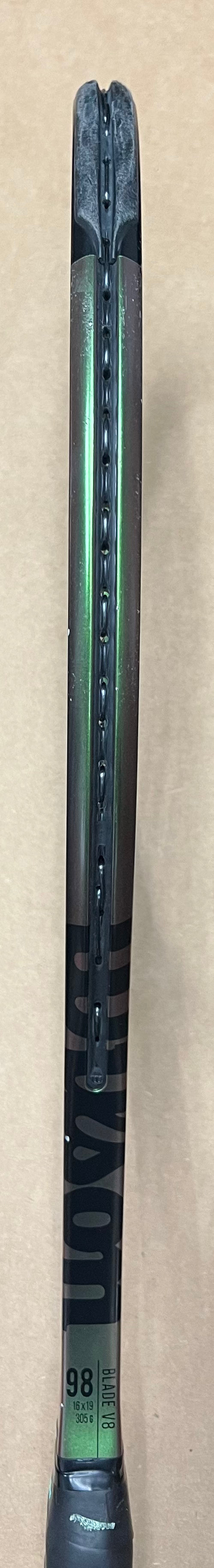 Used - Wilson Blade 98 16x19 v8 (4 3/8")
