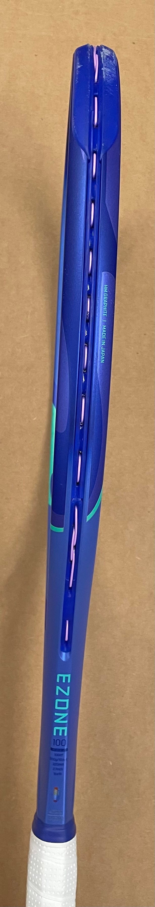 Used - Yonex Ezone 100 v8 (4 1/4")