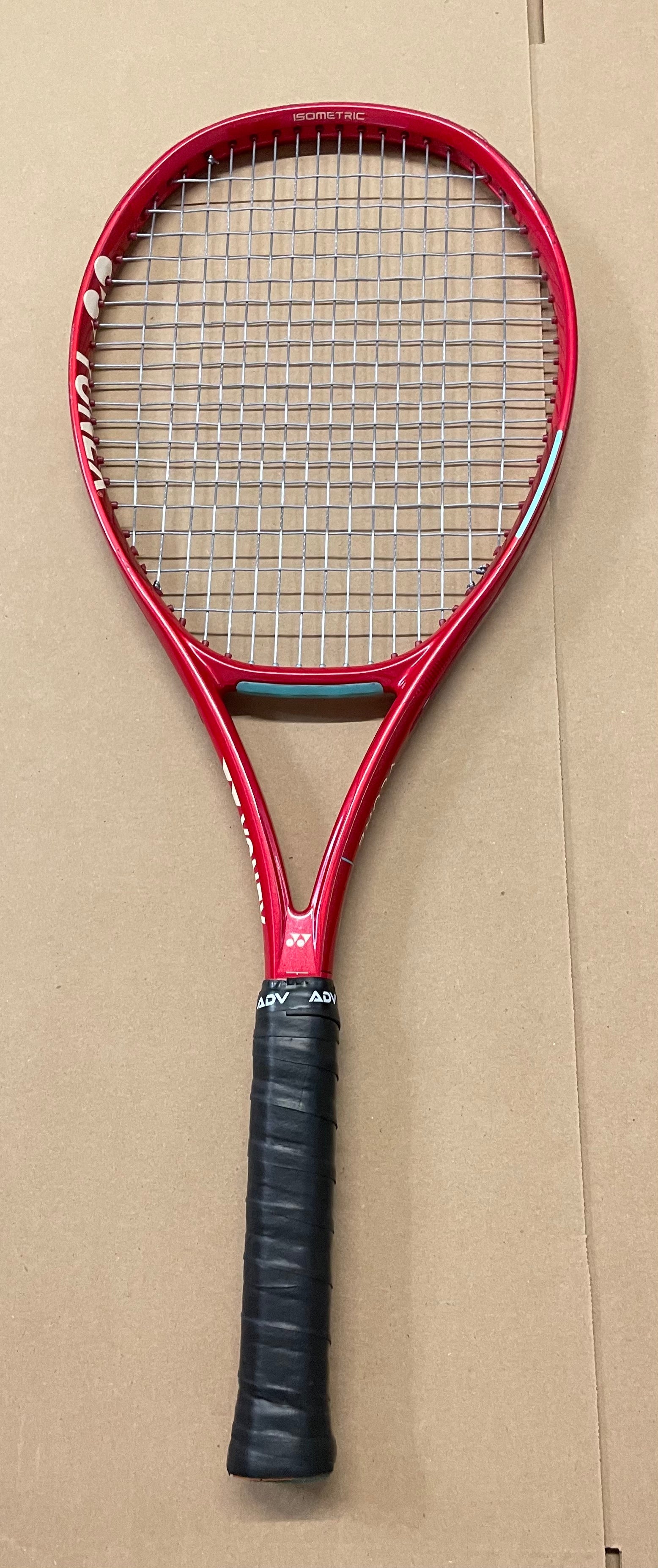 Used - Yonex Vcore 98 v8 (4 3/8")