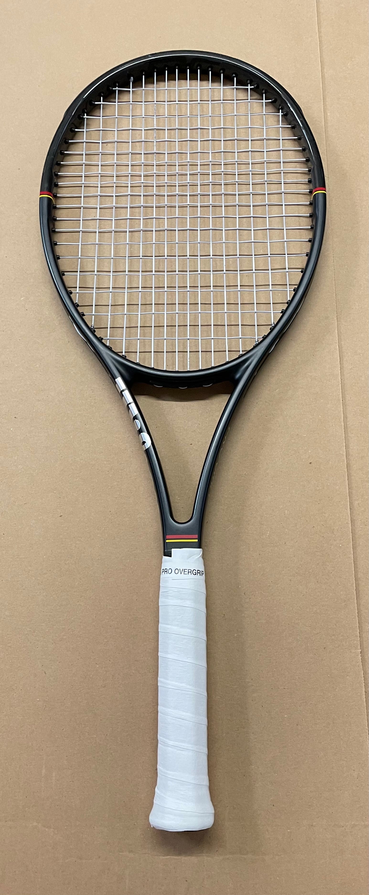 Used - Wilson Pro Staff Classic 97 v14 (4 3/8")